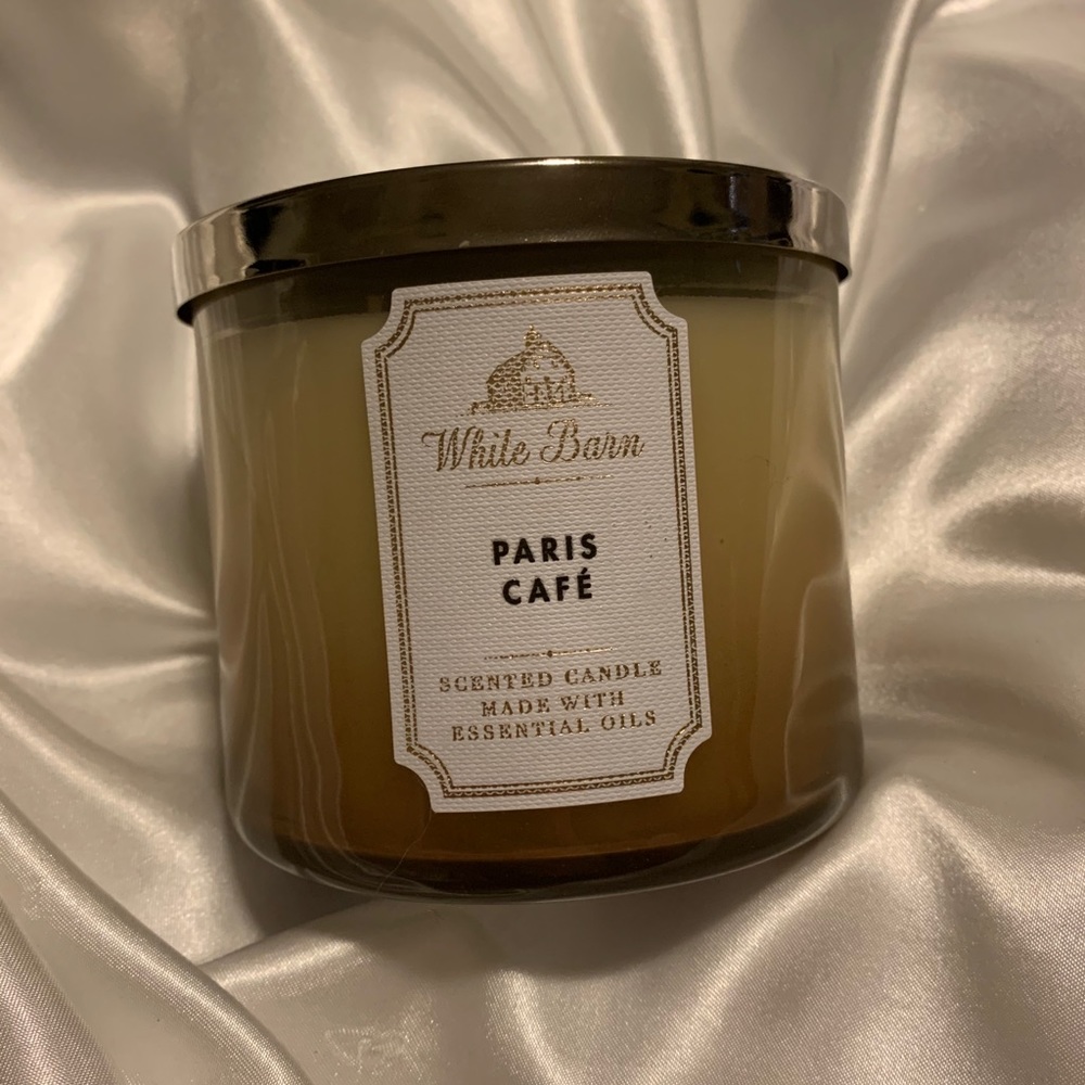 NEW White Barn Bath & Body Works Paris Cafe Candle